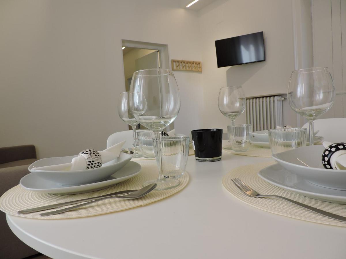 Garibaldi 52 Exclusive Apartments バーリ エクステリア 写真